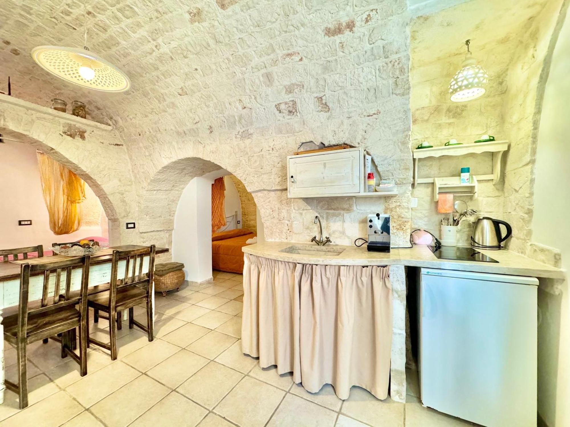 Trulli Moon Villa Alberobello Dış mekan fotoğraf