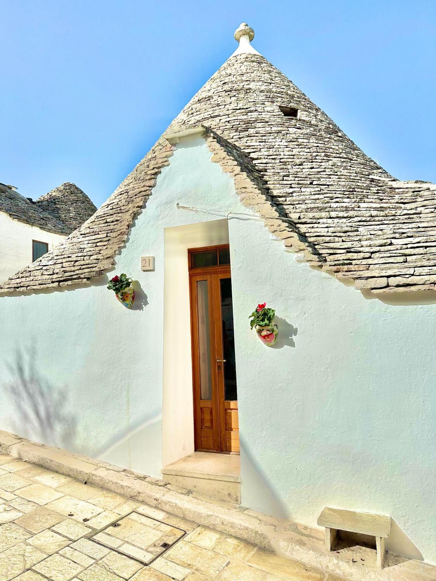 Trulli Moon Villa Alberobello Dış mekan fotoğraf
