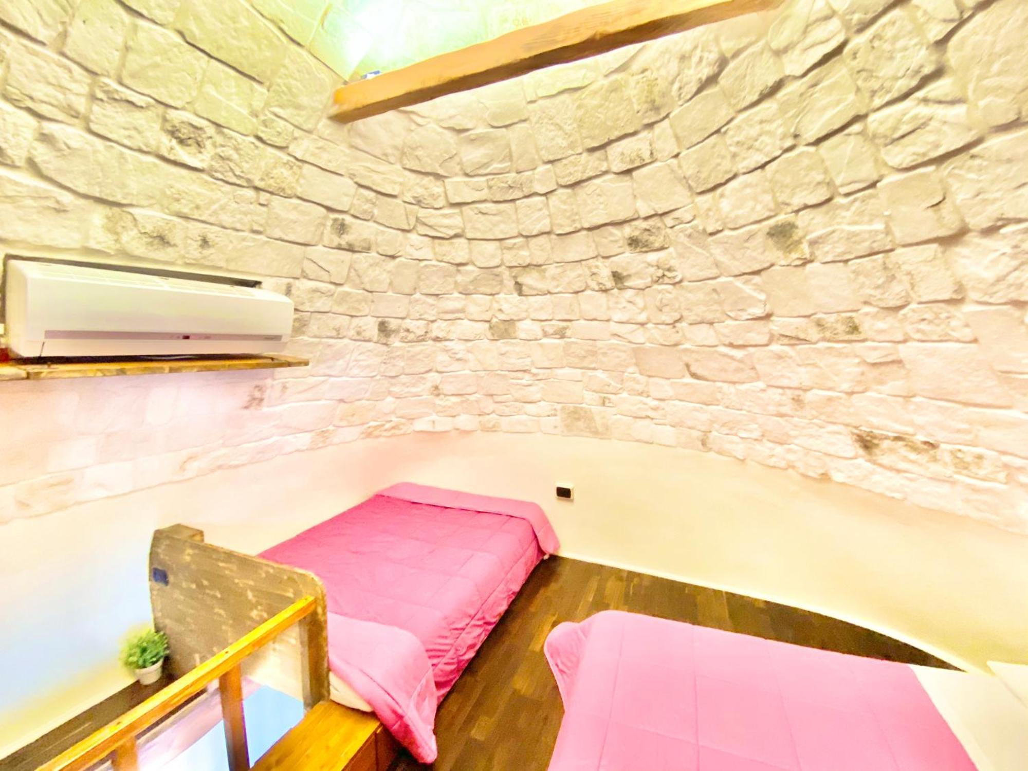 Trulli Moon Villa Alberobello Oda fotoğraf