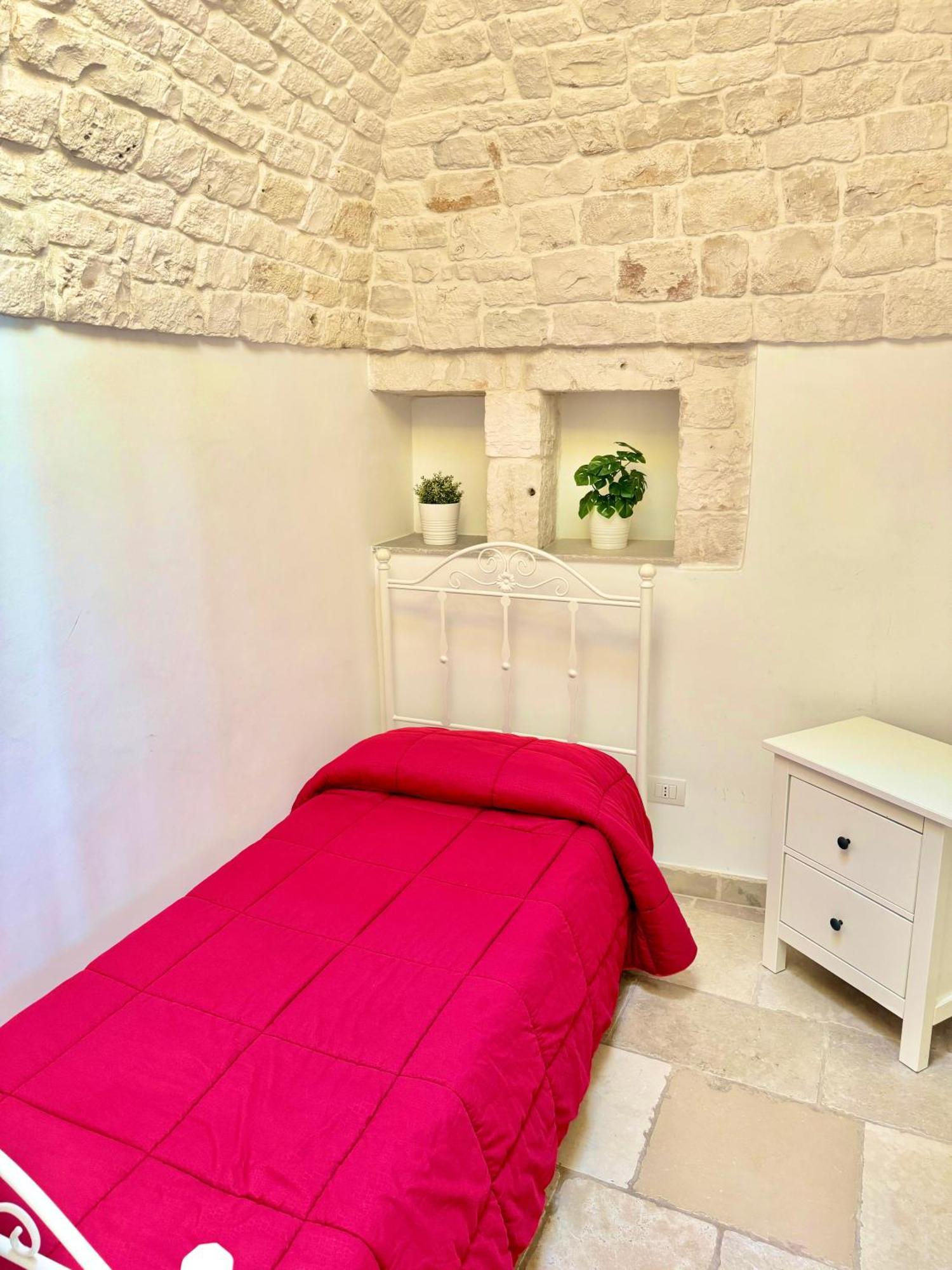 Trulli Moon Villa Alberobello Oda fotoğraf