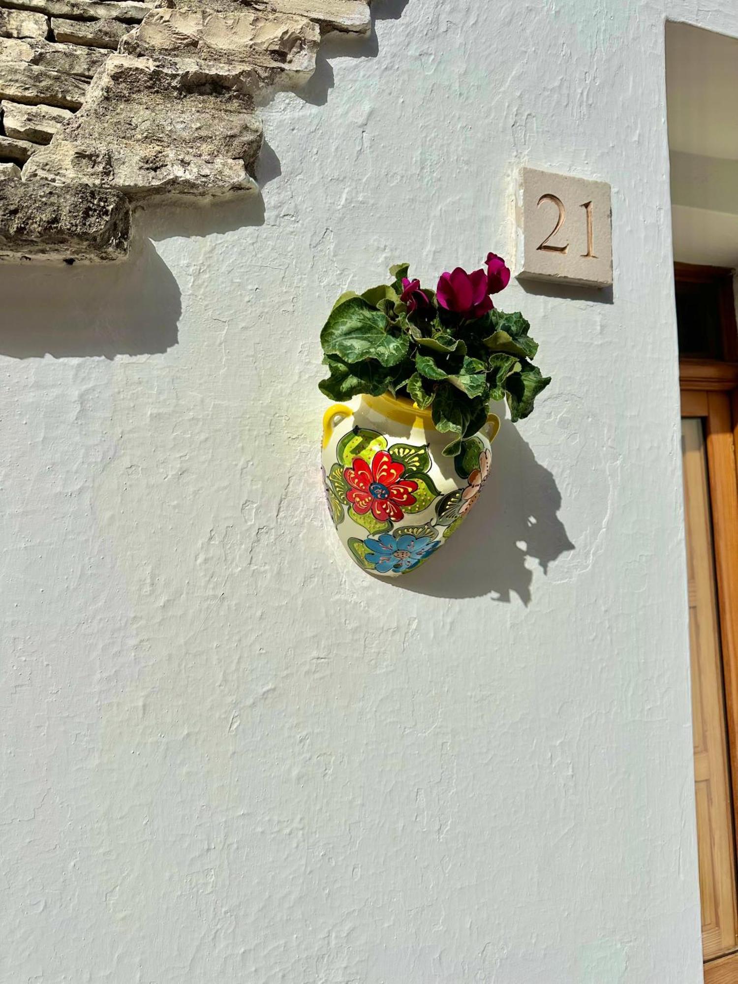 Trulli Moon Villa Alberobello Dış mekan fotoğraf