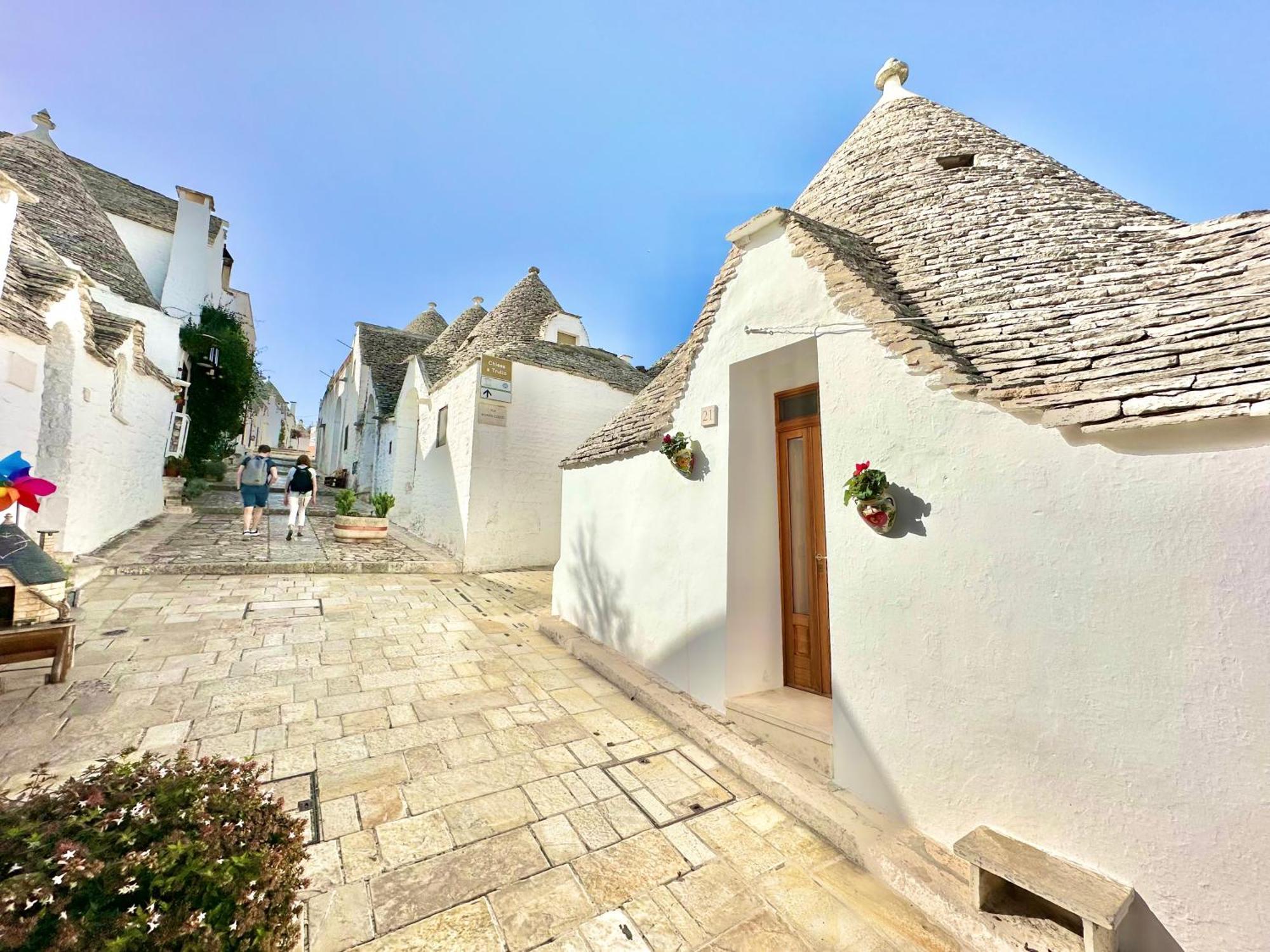Trulli Moon Villa Alberobello Dış mekan fotoğraf